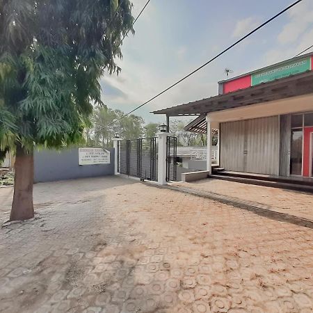 Wisma Asri Syariah Majalengka Redpartner Dawuhan ภายนอก รูปภาพ